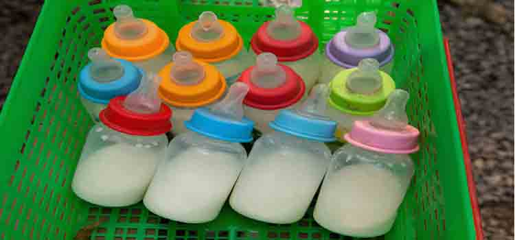 carry cow milk for baby while travelling